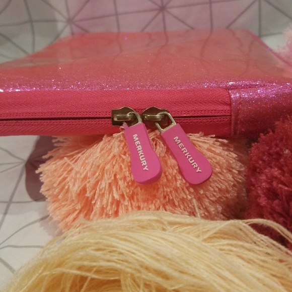 Tablet case - Picture 3 of 5